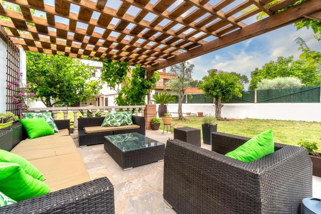 Newly Renovated Large Villa With Garden Castello  D'Empuries Esterno foto